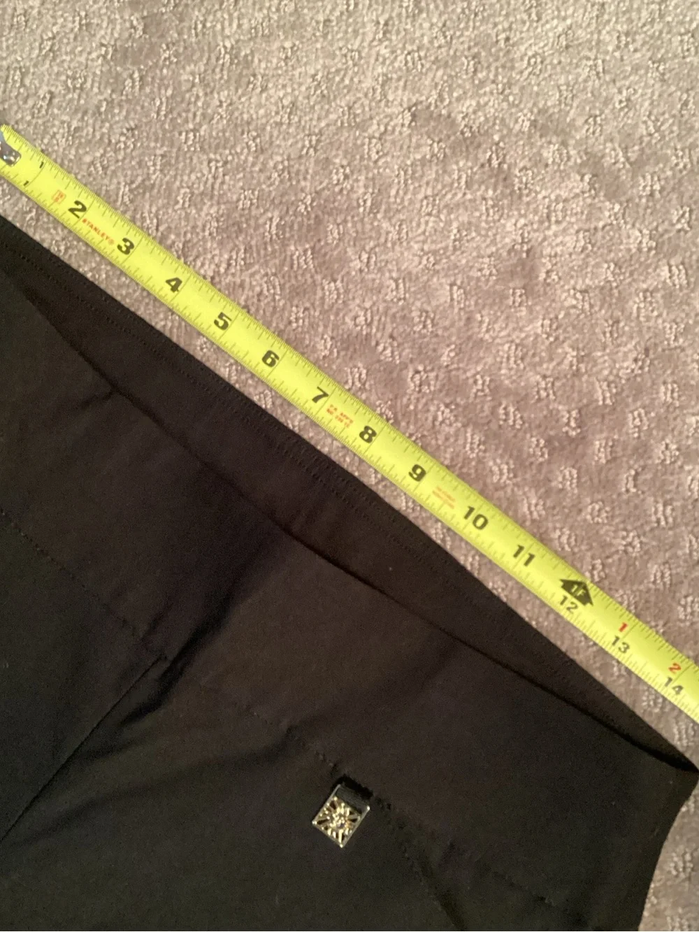 Anne Klein Black pull on pants,straight leg,stretch,logo tab, 30”L,9”rise,sz4 - Picture 4 of 13